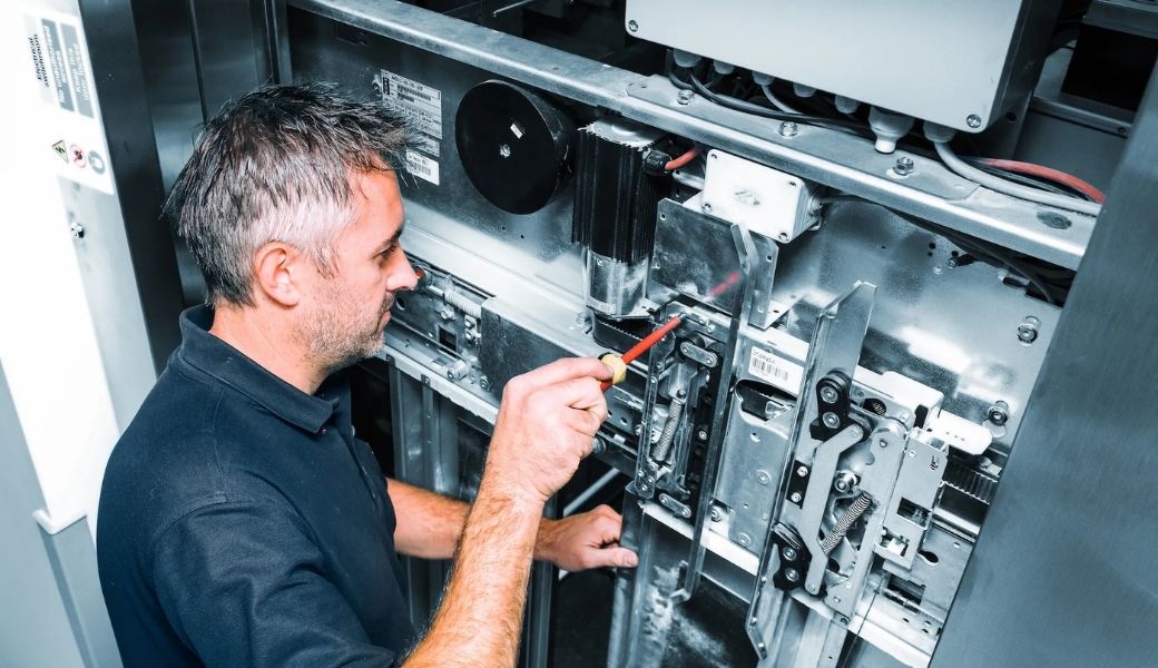 Image hover effect image